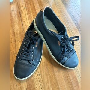 ECCO Women’s Soft Black Leather Sneaker Size 39, 8/8.5, Extra Width